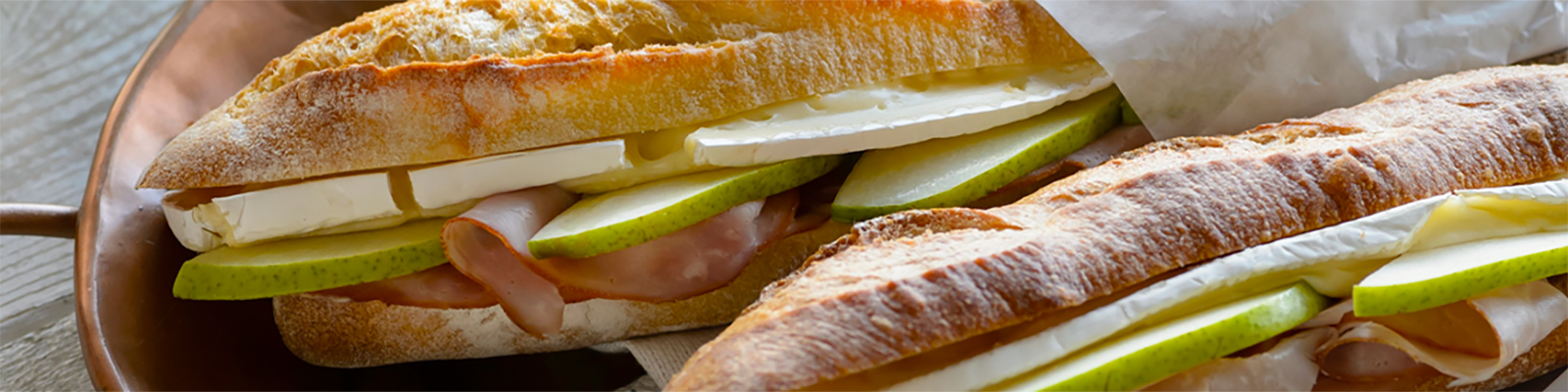 Shaved Ham & Pear Sandwich with Brie